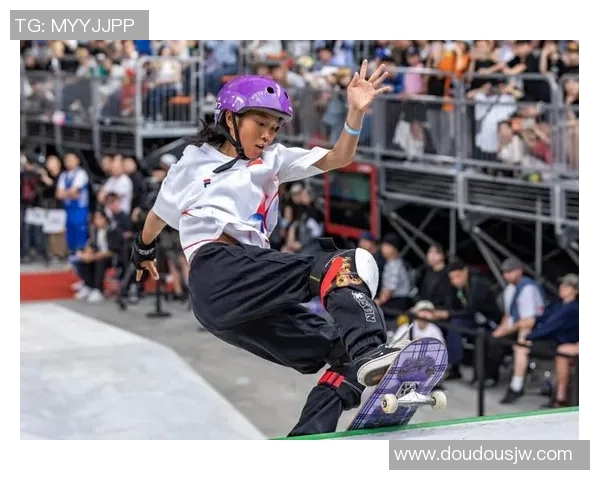 黄芳专访:从滑板新手到行业先锋的成长之路与心路历程分享