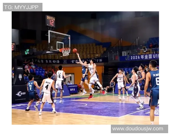 成都篮球队的个人能力揭秘：从技术到战术的全面分析与探讨