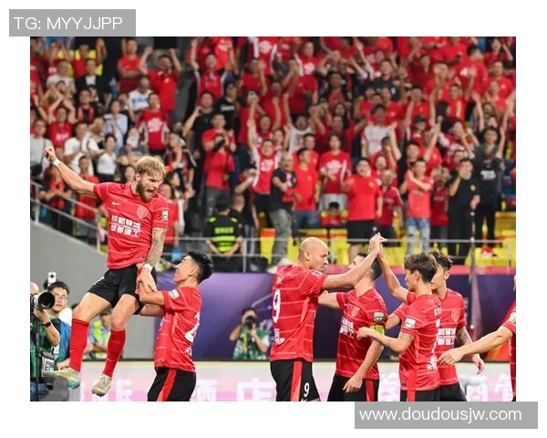 成都足球队荣登全国足球技术排行榜第九位引发热议