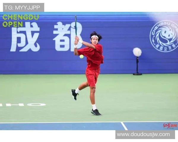 成都网球队实力揭秘：网球巨献背后的故事与成就