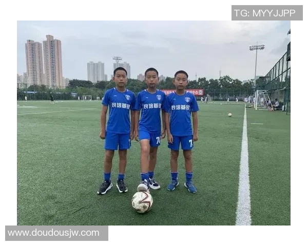 武汉网球队耐力训练引发热议专家与球迷观点大相径庭