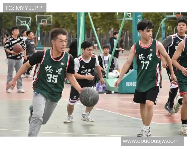 邹雨宸：从青春篮球梦到职业赛场的奋斗与成长之路