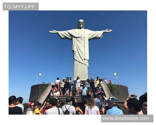 克鲁赛罗与博塔竞技的激烈对决展现巴西足球的魅力与激情