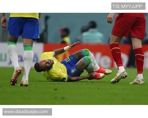 内马尔本赛季再度受伤巴黎欧冠前景堪忧球队需应对挑战