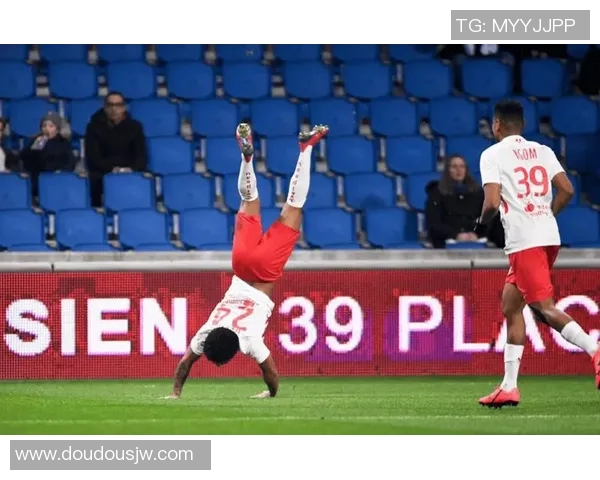 南锡对阵贝济耶精彩比赛比分揭晓双方表现分析与赛后点评