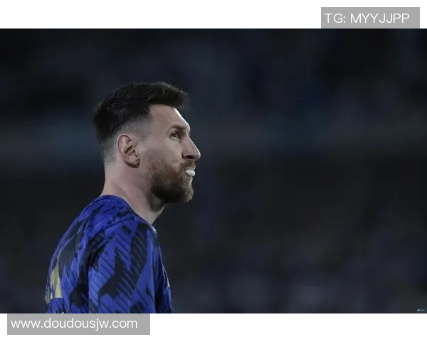 麦卡利斯特的传奇人生与足球生涯全景回顾