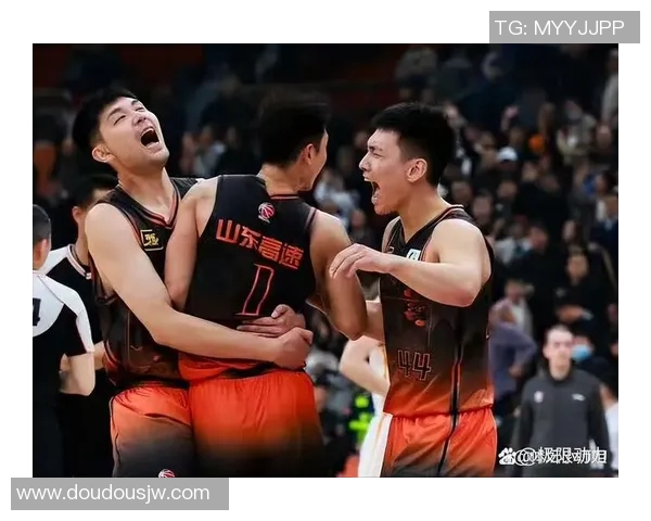 CBA精彩回放今日辽宁队对阵天津队的激烈比赛全程回顾与精彩瞬间分析